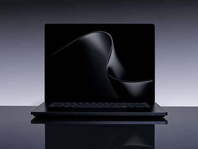 Ӣΰ�����ѫ����΢��Surface Laptop Ultra�ʼǱ�������Ϊ��ע��Ѫ֮��
